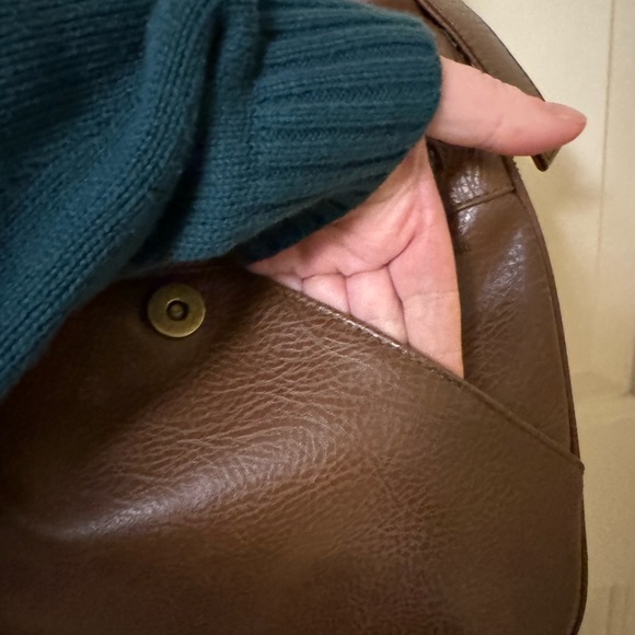 Matt & Nat Crossbody Brown Bag - Picture 4 of 11